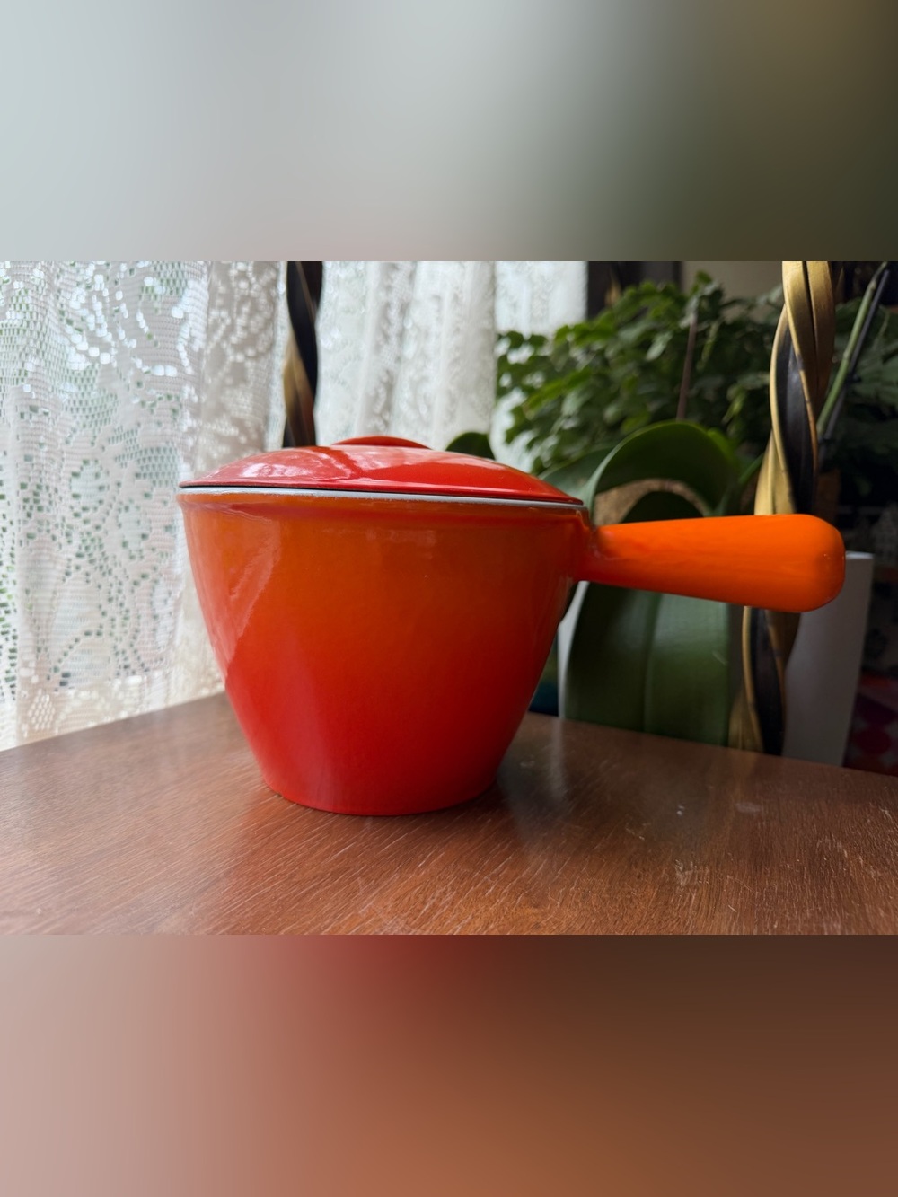 Giant Le creuset sauce pan